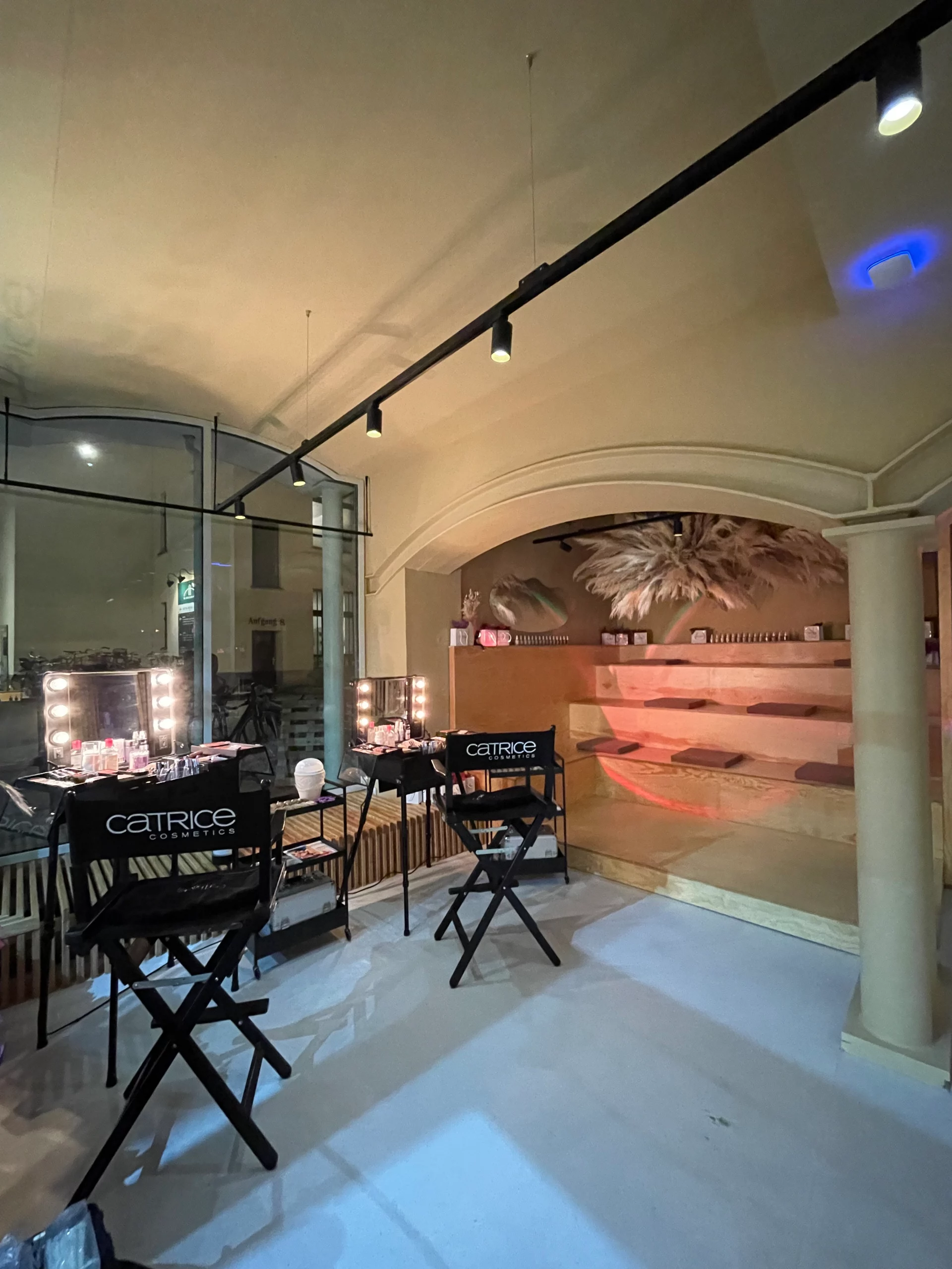 CATRICE_Pop-up-Store_4-scaled